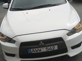 Mitsubishi Lancer foto 4