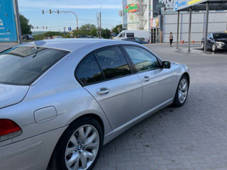 BMW 7 Series foto 3