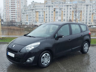 Renault Grand Scenic foto 3