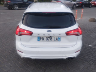 Ford Focus фото 2