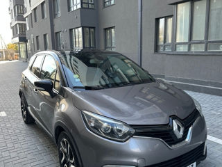 Renault Captur foto 2