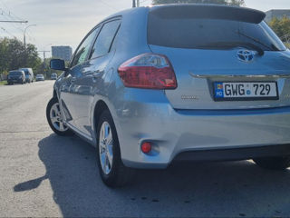 Toyota Auris foto 8