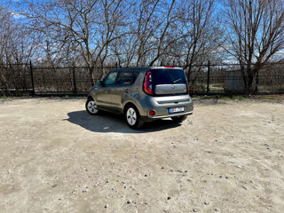 KIA Soul foto 2