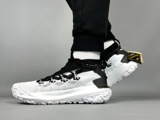 Nike ACG Mountain Fly Black White Gore Tex foto 10