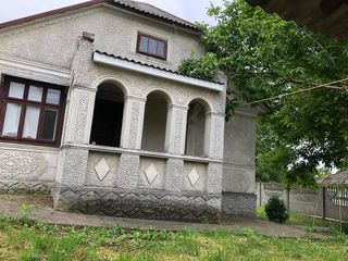 Se vinde casă și sarai in orășelul lipcani. foto 4