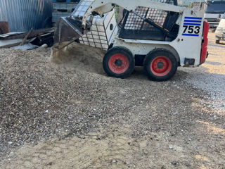 Mini încărcător Bobcat 753 фото 4