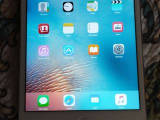 Планшет iPad Mini (WiFi) / 16GB / MD531LL/A Белый