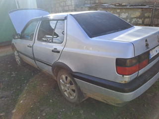 Volkswagen Vento foto 10