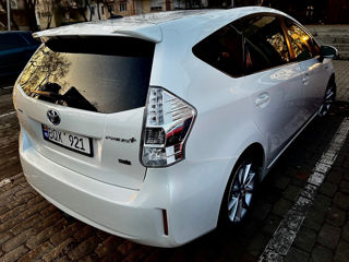 Toyota Prius + foto 4