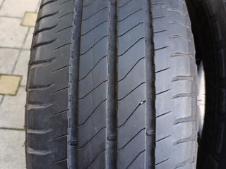 Delfin 235 65 16c 2022 Michelin Agilis vară 7mm foto 3