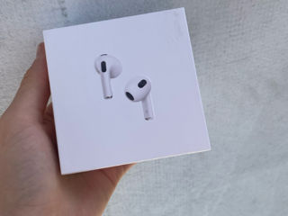 AirPods 3