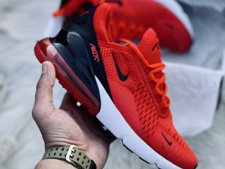 Nike Air Max 270 Red & Blue foto 1