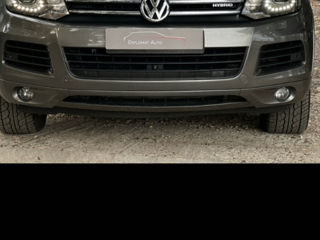 Volkswagen Touareg foto 2