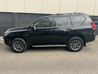 Toyota Land Cruiser Prado фото 2