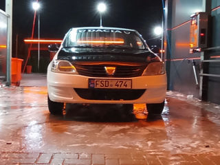 Dacia Logan foto 2