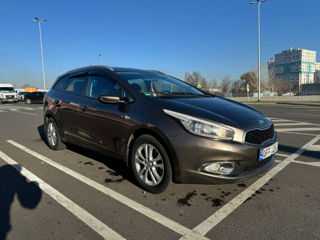 KIA Ceed foto 2