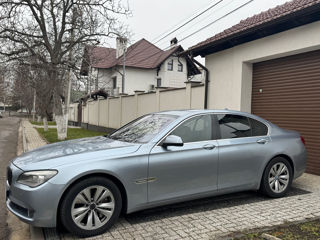 BMW 7 Series foto 3