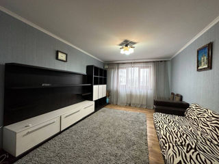 Apartament cu 3 camere, 82 m², Râșcani, Chișinău foto 2