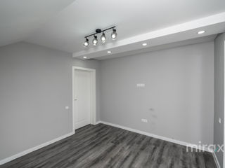 Apartament cu 3 camere, 122 m², Durlești, Chișinău foto 5