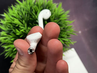 Copie AirPods 2 (cea mai buna copie de pe piata) foto 2