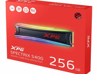 M.2 NVMe SSD 256GB ADATA XPG GAMMIX S40G RGB- Nou (3 ani garantie)