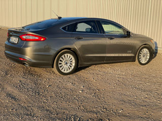 Ford Fusion foto 5