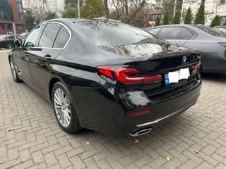 BMW 5 Series foto 4