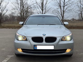 BMW 5 Series foto 8