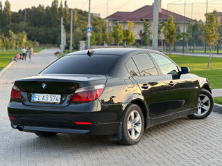 BMW 5 Series foto 5