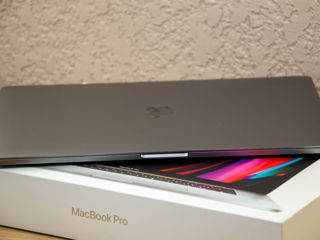 Macbook Pro 15 2019/ Core I7 9750H/ 16Gb Ram/ Radeon Pro 555X/ 500Gb SSD/ 15.4" Retina! foto 17