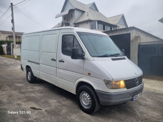 Mercedes Sprinter