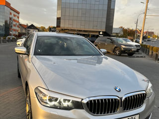 BMW 5 Series foto 4