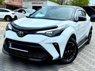 Toyota C-HR foto 4