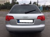 Audi A4 foto 4