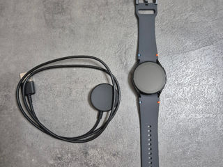 Samsung Galaxy Watch foto 2