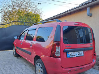 Dacia Logan foto 2