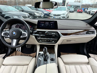 BMW 5 Series foto 8