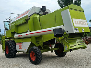 Claas Dominator 98s foto 4