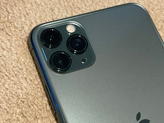 IPhone 11 Pro Max 64 GB foto 2