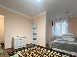 Apartament cu 1 cameră, 35 m², Centru, Chișinău foto 2