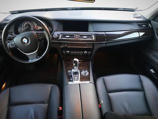 BMW 7 Series foto 5