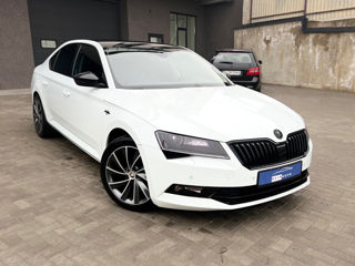 Skoda Superb foto 2