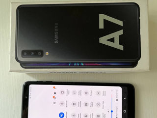 Samsung Galaxy A7 (2018) foto 2