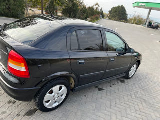 Opel Astra foto 3