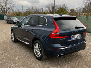 Volvo XC60 foto 3