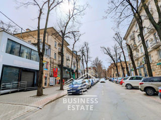 Chirie! Parter 342 m2. Prima linie! Centru, str. Eminescu. foto 13