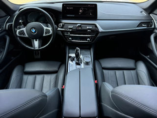 BMW 5 Series foto 10