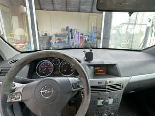 Opel Astra foto 1