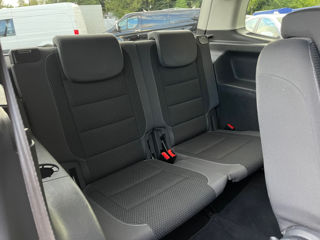 Volkswagen Touran foto 18