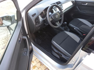 Skoda Fabia foto 2